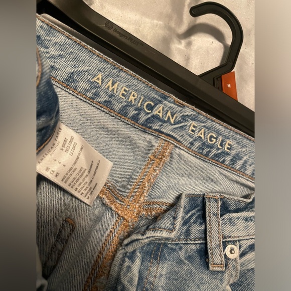 American Eagle size 4 x-short jeans - Picture 3 of 3